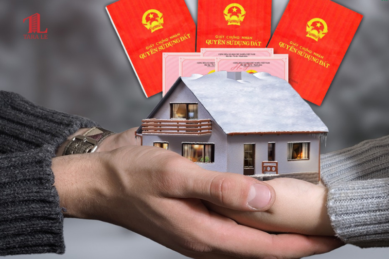 Tặng nhà đất không sang tên, coi chừng bị xử phạt nặng!