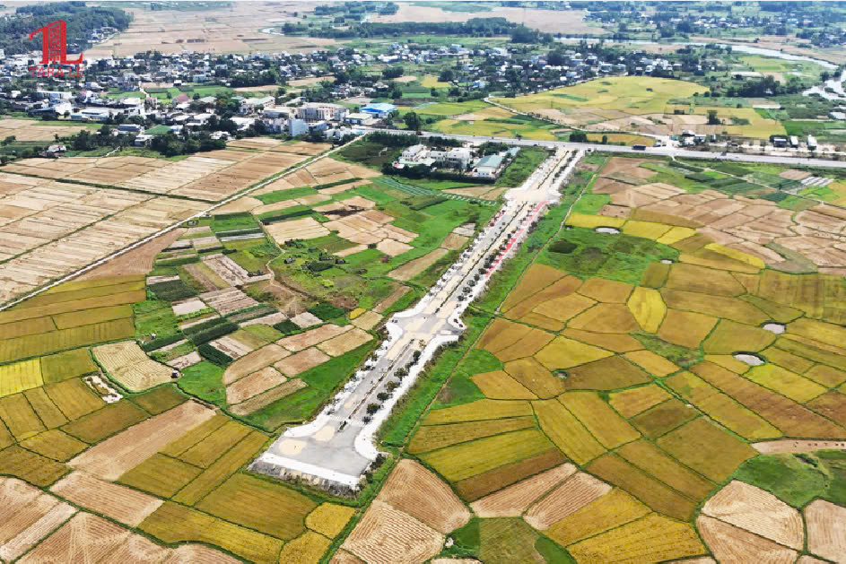 Đường 34 Tỷ Đồng Dẫn Ra Ruộng: Chuyện Gì Đang Xảy Ra?