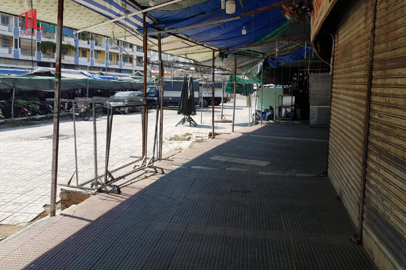 Chuyển đổi số vội vàng khiến tiểu thương “kẹt” hàng, mất sinh kế?