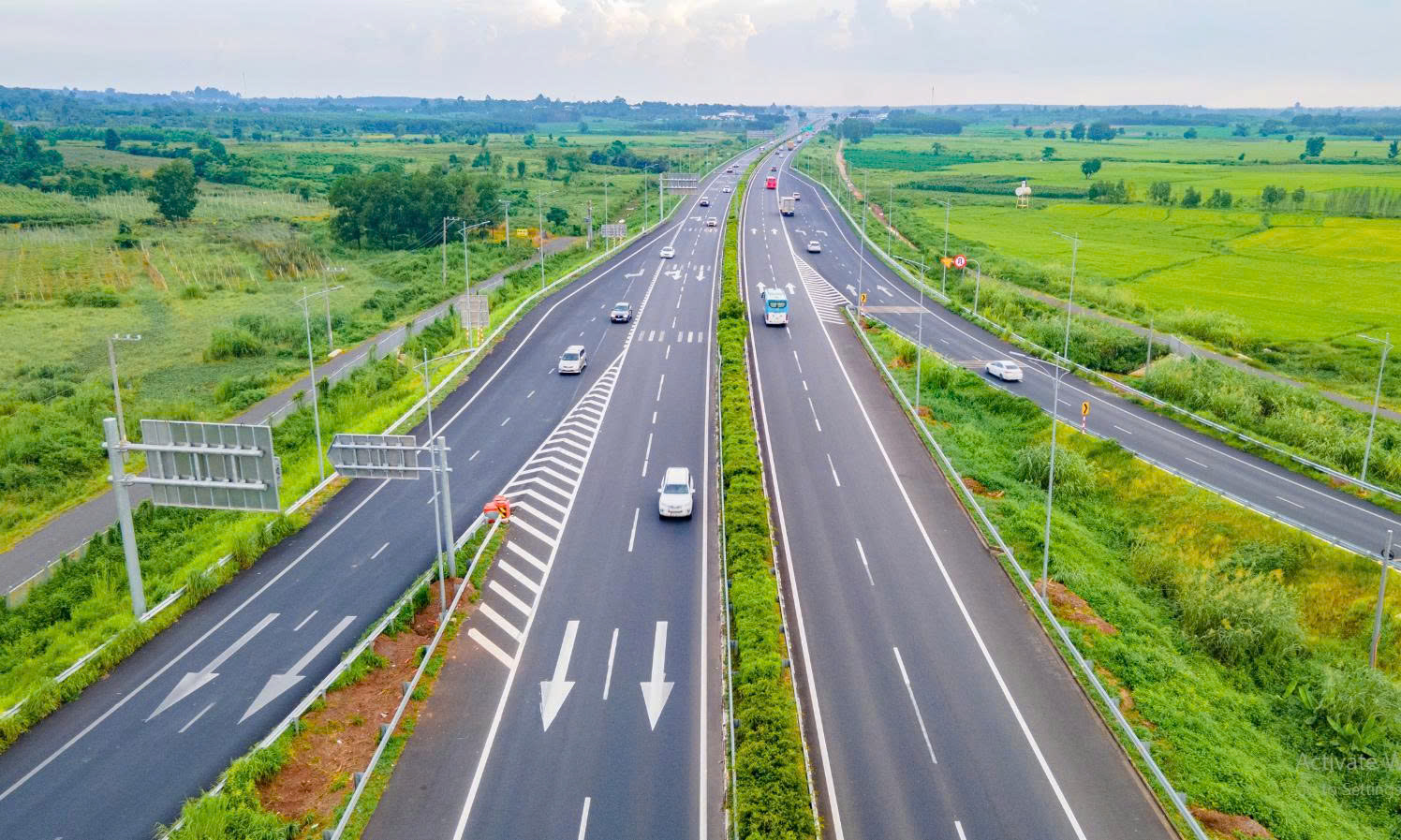 Khởi Công: Cao Tốc TP HCM – Long Thành Lột Với 8-10 Làn Xe