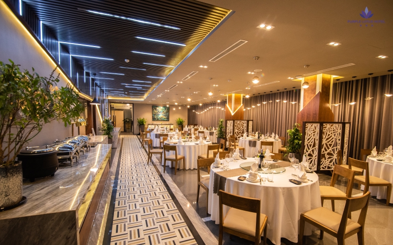 Thị trường mặt bằng TP.HCM: Ai không điều chỉnh giá sẽ bị bỏ lại