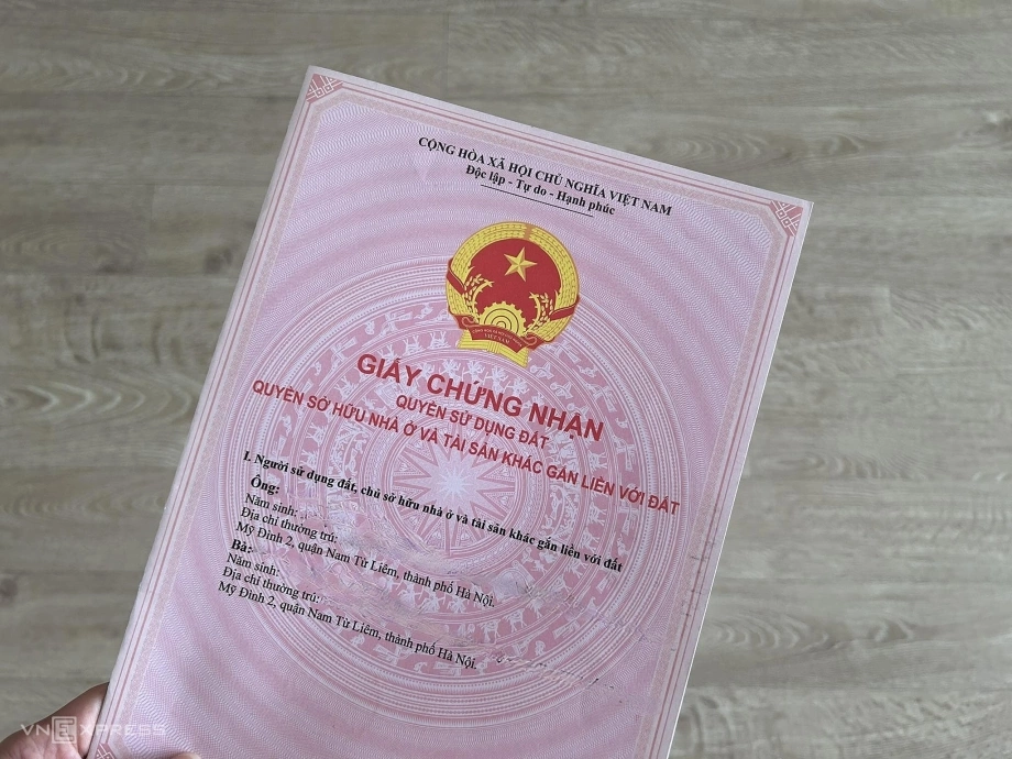 Hồ sơ sang tên sổ đỏ năm 2026 gồm gì? Tránh sai sót 