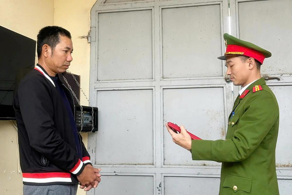 Làm giả sổ đỏ để bán tài sản chung: Khiến người mua  “sập bẫy”