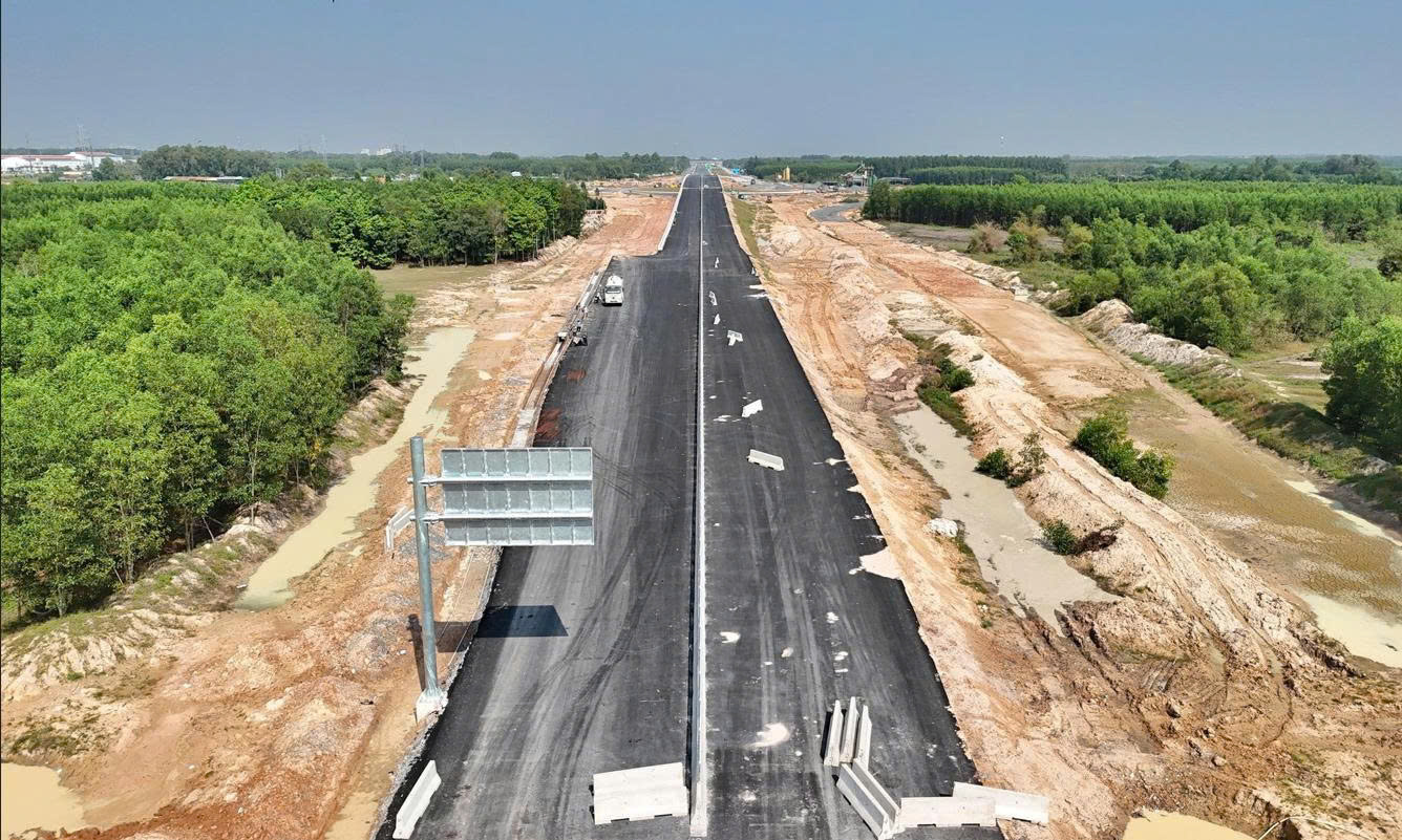 Vành đai 3 qua Đồng Nai tăng tốc, dẫn đầu tiến độ toàn tuyến