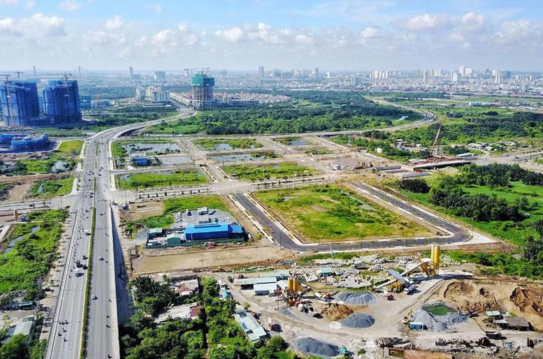 Sửa Luật Đất đai 2024: Thay thu hồi bằng góp đất?